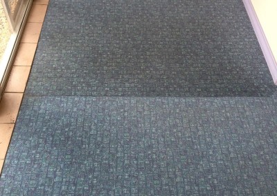 Hĺbkové tepovanie kobercov Bratislava, vytepovaný koberec vz. špinavý koberec