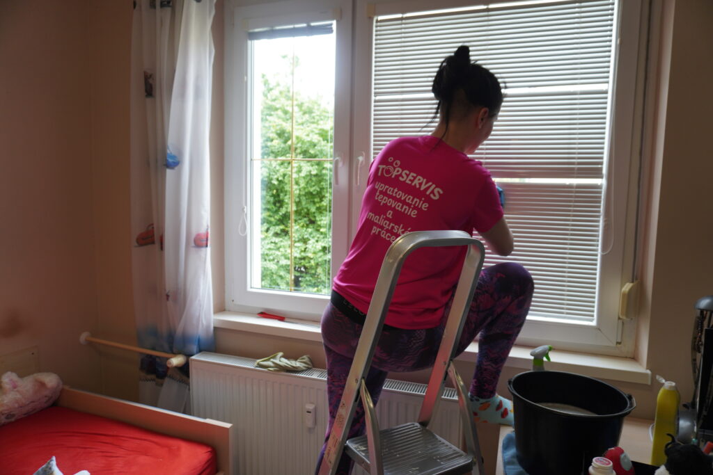 Umývanie okien Jarovce - Topservis